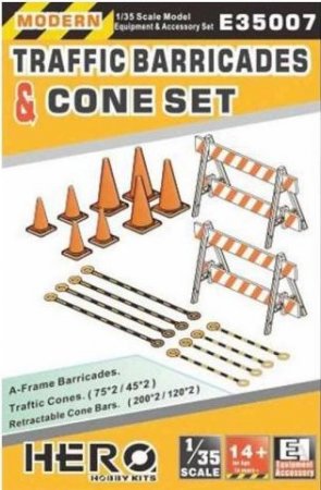 E35007  наборы для диорам  Traffic Barricades & Cone Set  (1:35)