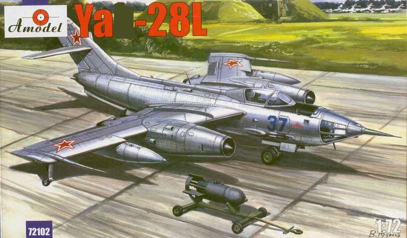 72102  авиация  Я-28Л (1:72)