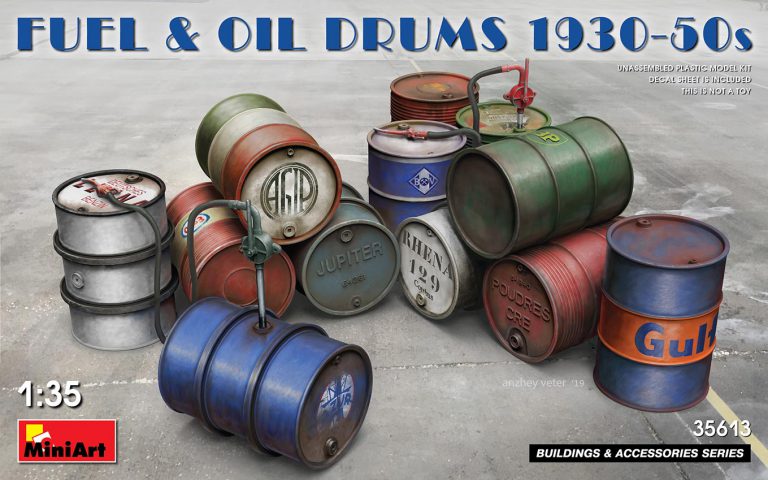35613  наборы для диорам  FUEL & OIL DRUMS 1930-50s  (1:35)