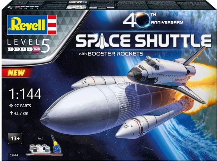 05674  космос  Space Shuttle with Booster Rockets  (1:144)