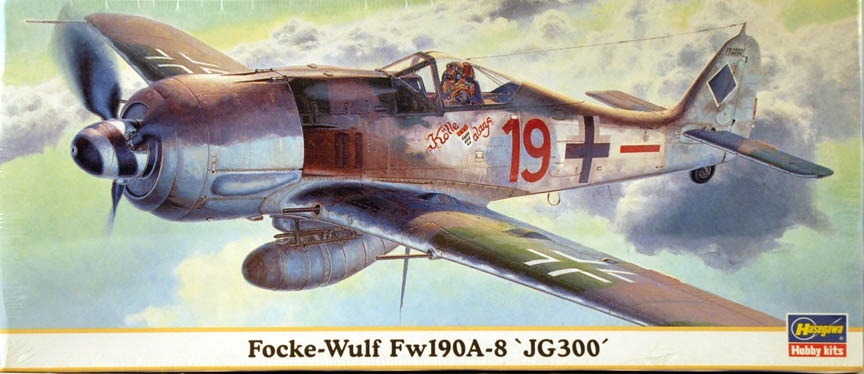 00928  авиация  FOCKE-WULF Fw190A-8 JG300  (1:72)