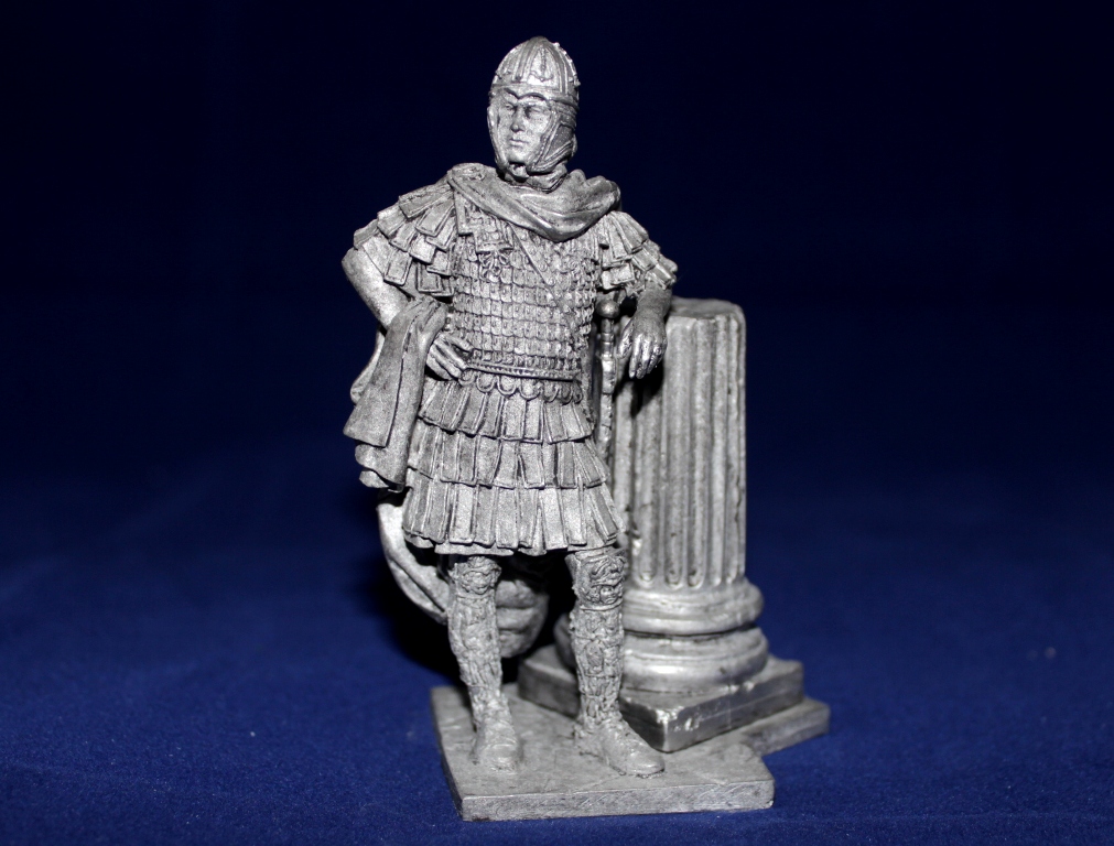 75-08  миниатюра  Римский Всадник, конец 3 века н.э.