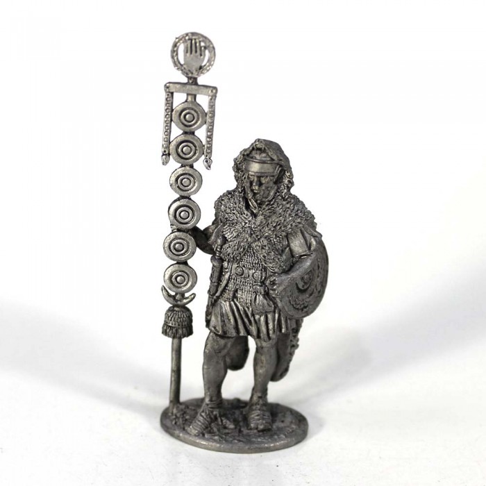 002 A  миниатюра  Римский сигнифер, 2-ой легион Августа 1в н.э.