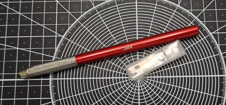 4020  ручной инструмент  Нож с цанговым зажимом, алюминиевая ручка