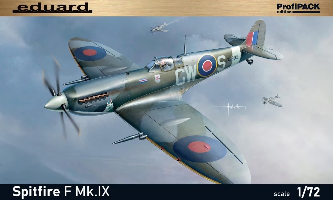 70122  авиация  Spitfire F Mk.IX  (1:72)