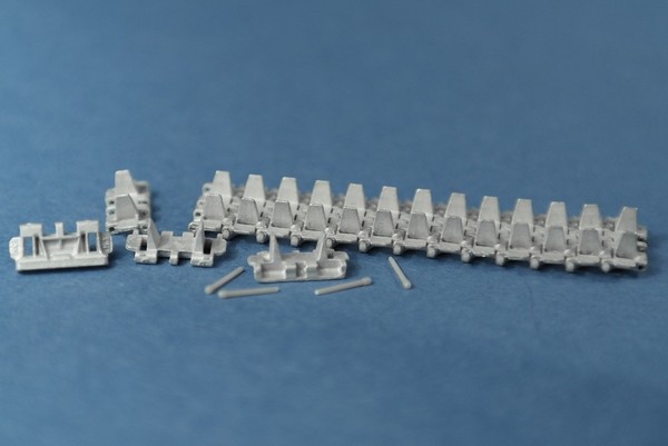 MTL-35057  траки наборные  Tracks for Pz.38(t) Early  (1:35)