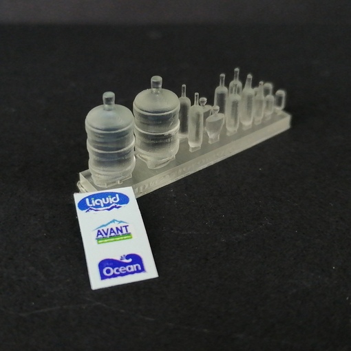 DMS-35097  наборы для диорам  Набор прозрачных бутылок  (1:35)