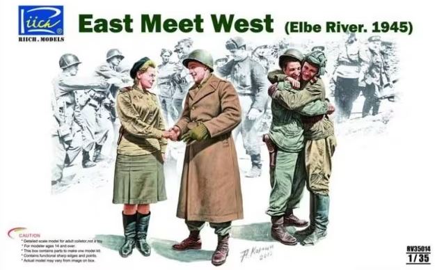 RV35014  фигуры  East meet West (Elbe River 1945)  (1:35)
