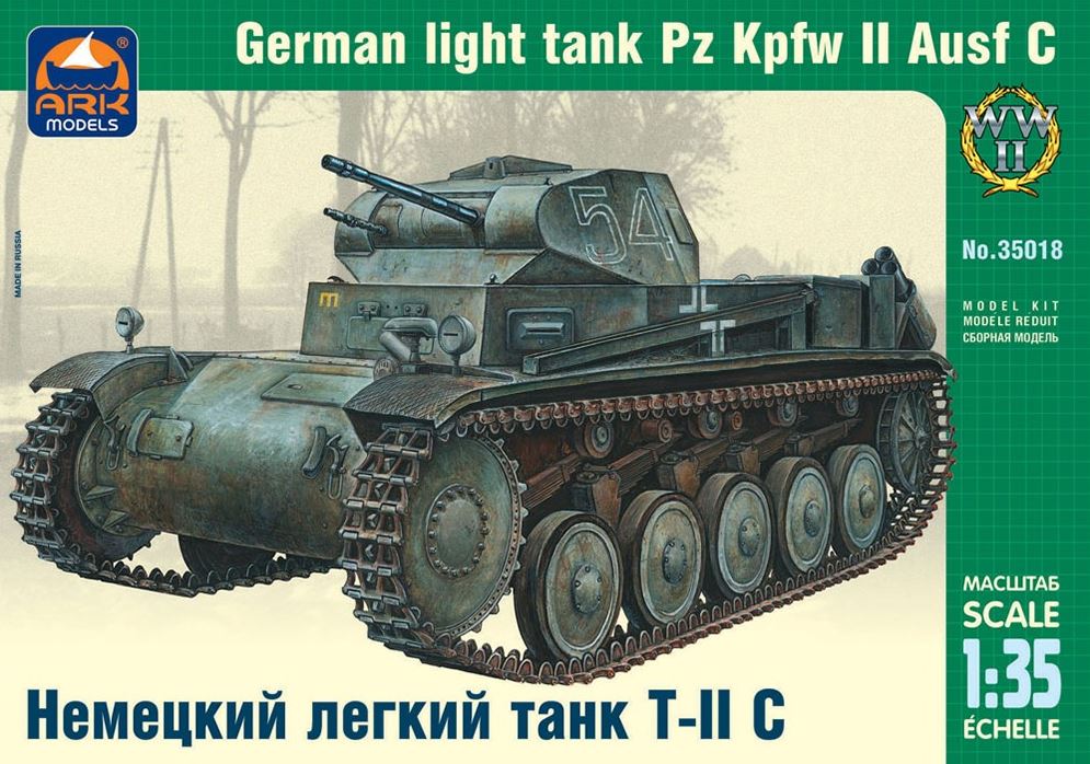 35018  техника и вооружение  Pz.Kpfw. II Ausf. C German light tank  (1:35)
