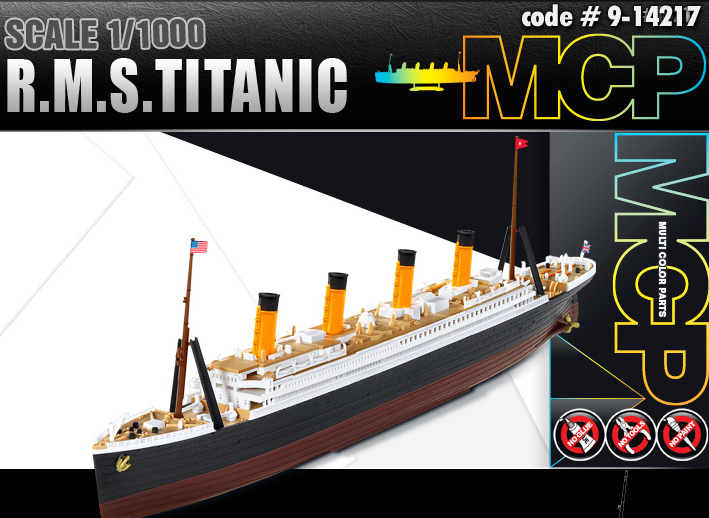 14217  флот  Лайнер RMS Titanic  (1:1000)