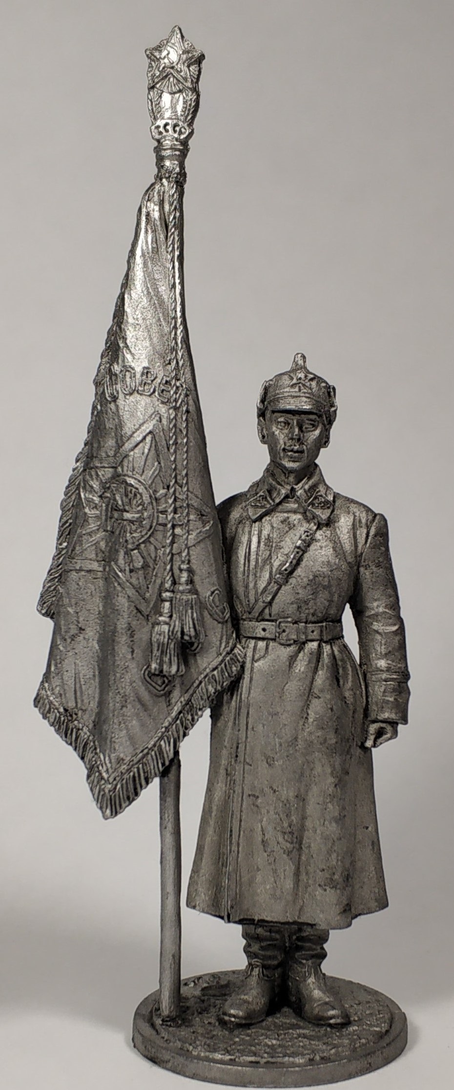 WW2-46  миниатюра  Старший сержант РККА со знаменем 1941г.  СССР
