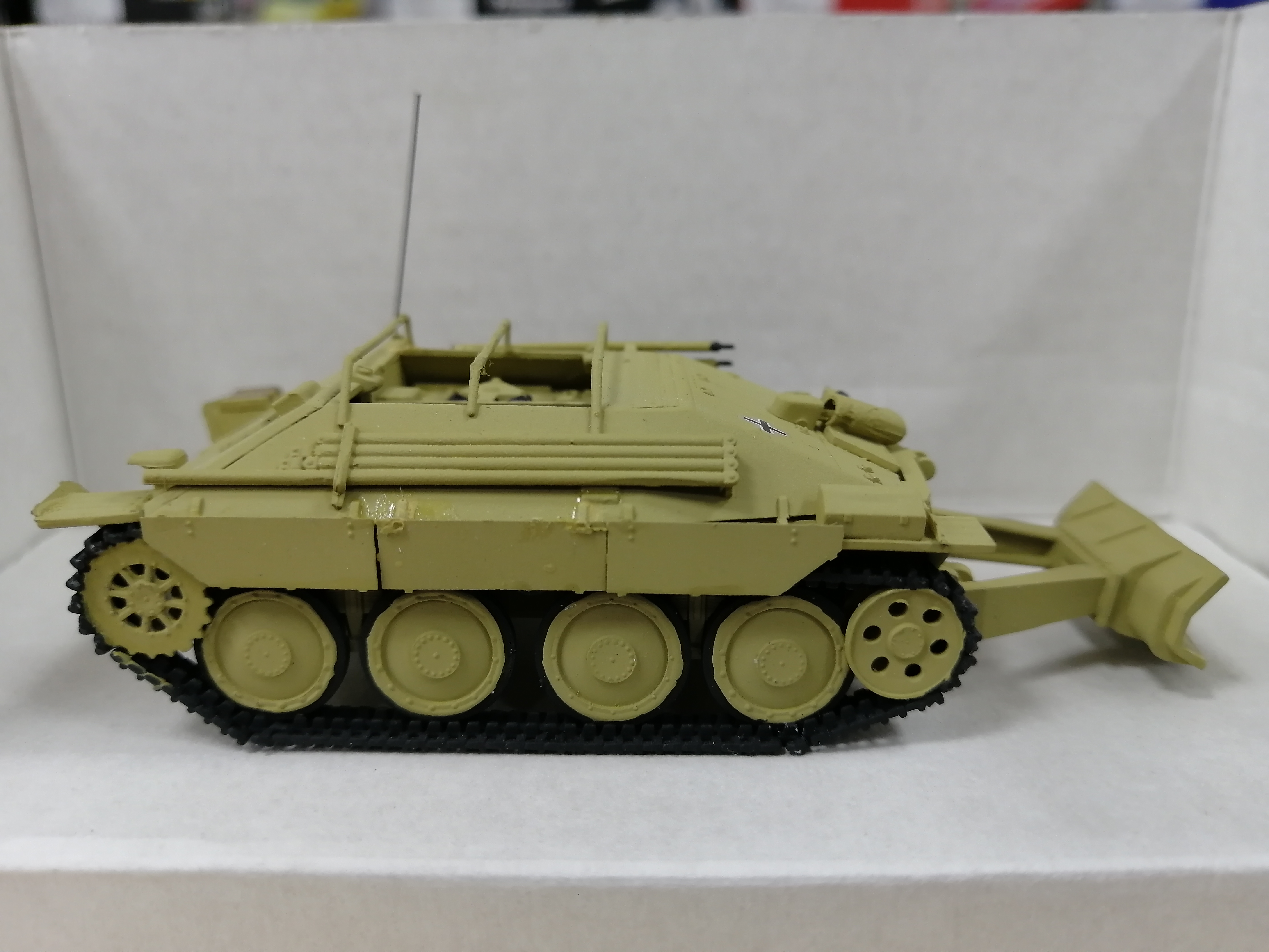 SA344  техника и вооружение  Bergerpanzer 38(t)  (1:72)