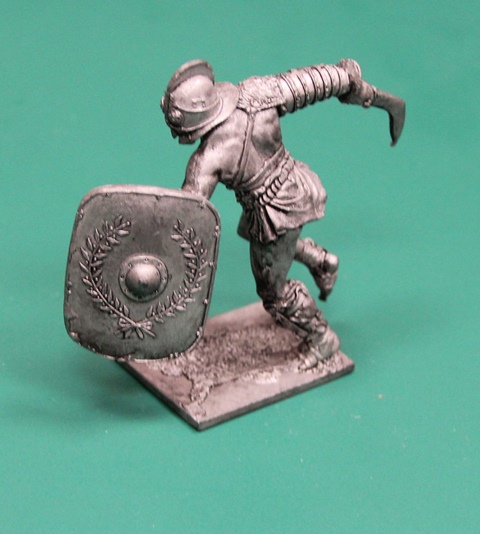 54-09  миниатюра  Римский гладиатор Секутор